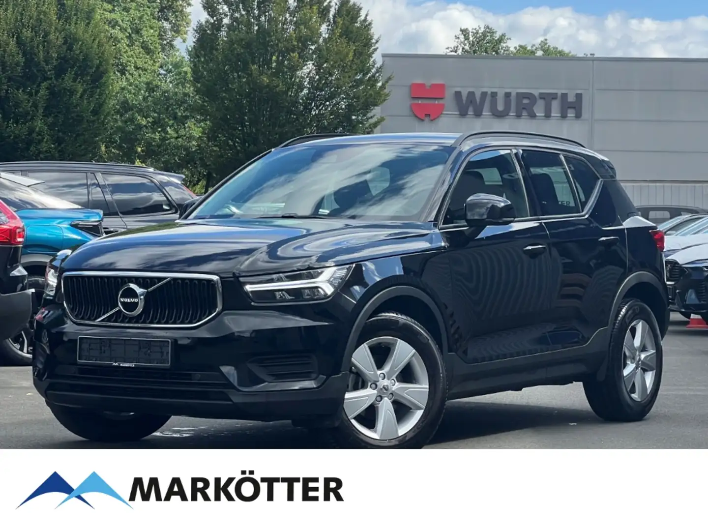 Volvo XC40 T3 Momentum Core CAM/SHZ/LHZ/APPLE Zwart - 2