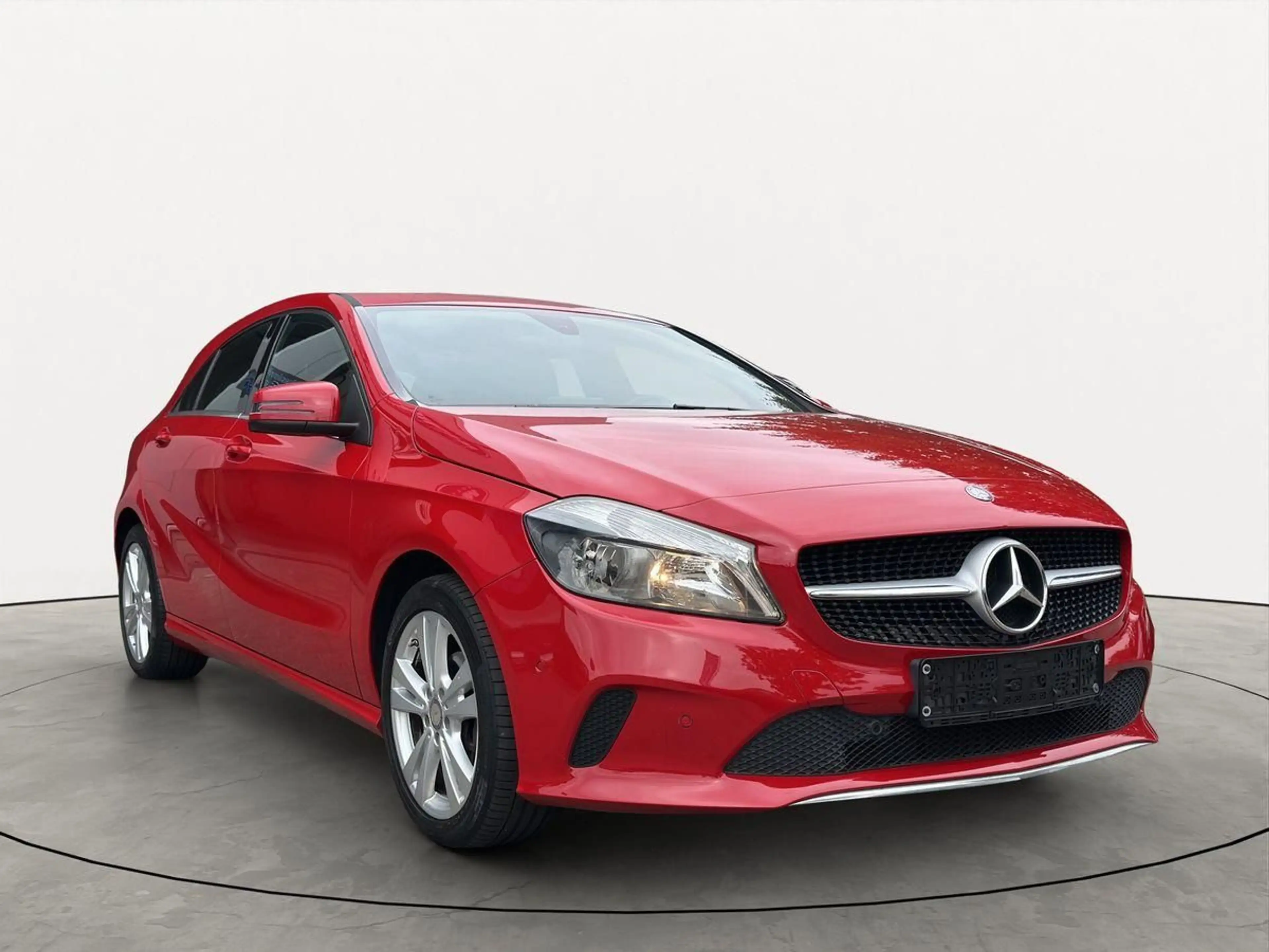 Mercedes-Benz A 180 Navi/SHZ/PDC/Bluetooth — photo 7