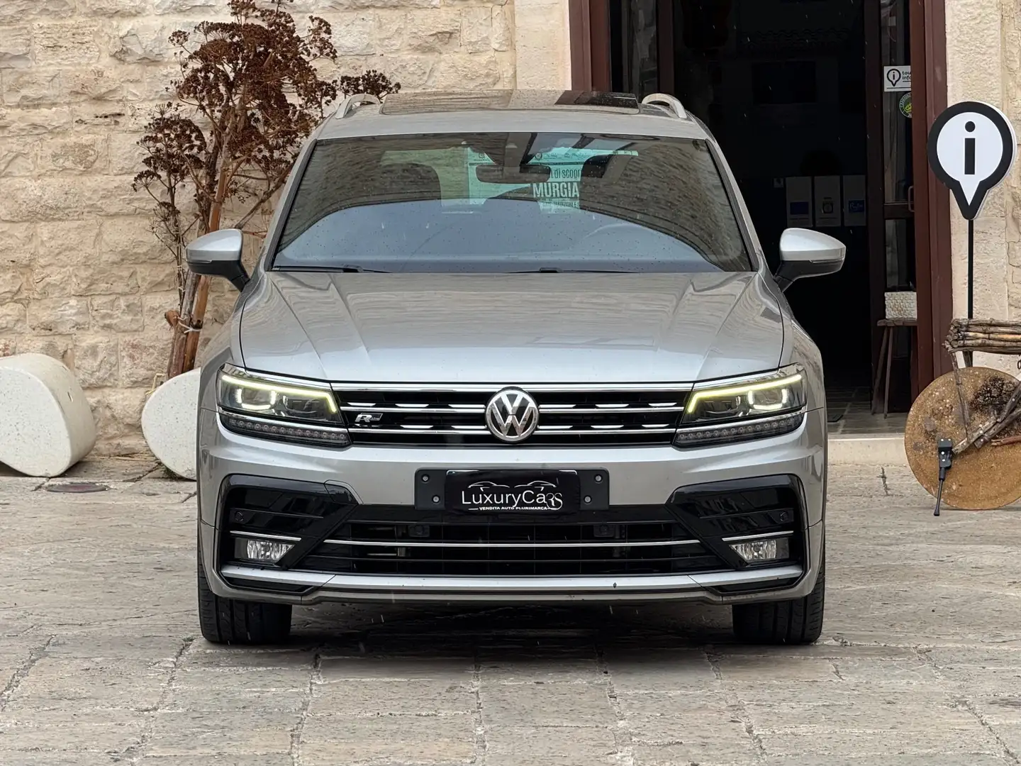 Volkswagen Tiguan 2.0 BiTDI 240 CV DSG 4MOTION R-Line TETTO Grigio - 2