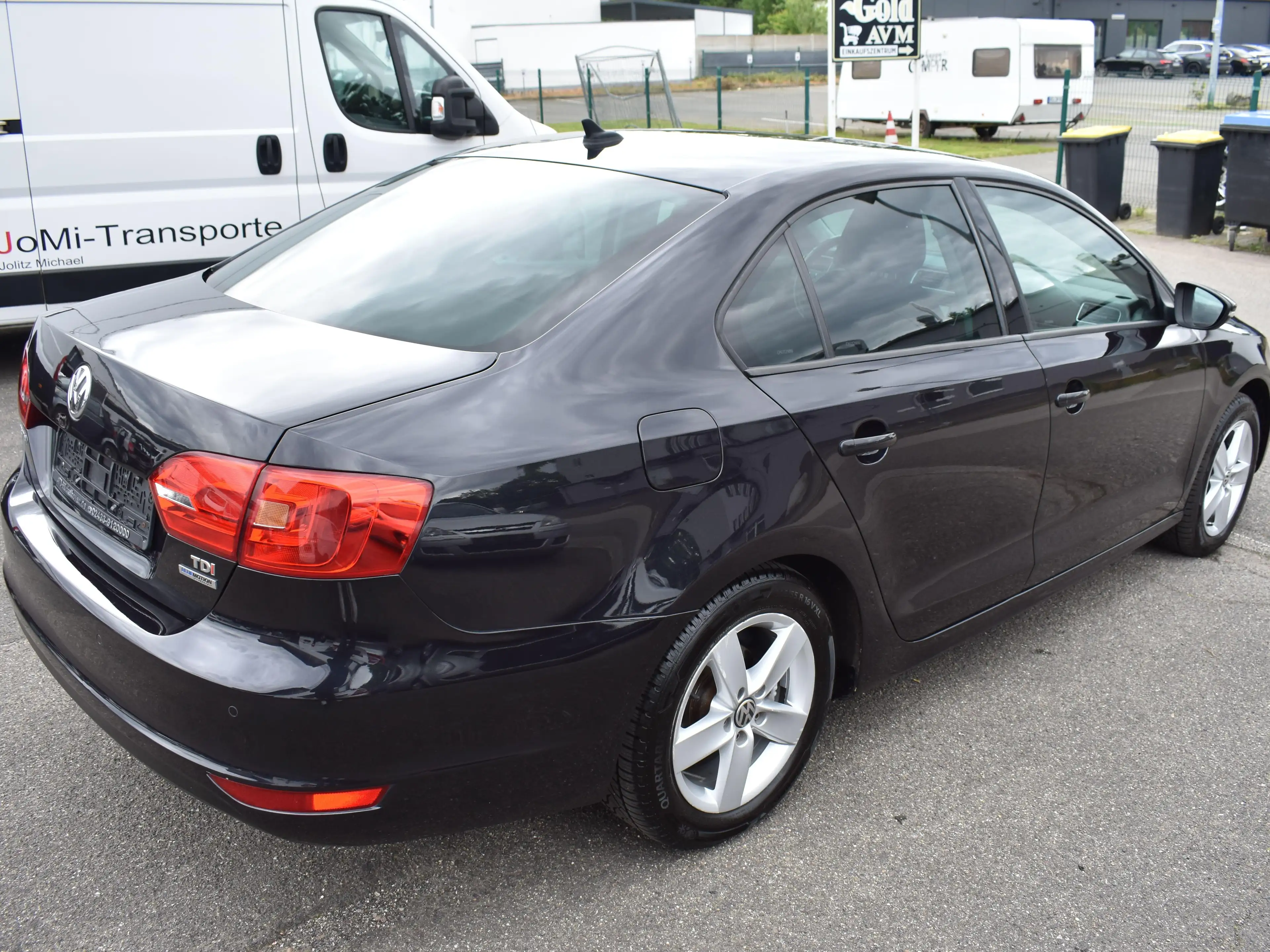 Volkswagen Jetta Comfortline BMT *PDC*TEMPOMAT*ALLWETTER*TÜV NEU — photo 6