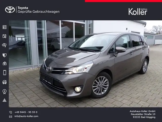 Toyota Verso 1.6 D-4D DPF Comfort Navi Tempomat SHZ AHK