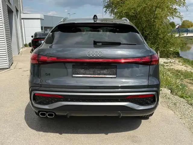 Audi Q5 TDI quattro 150 kW Ansicht 13