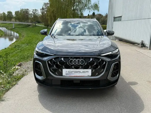 Audi Q5 TDI quattro 150 kW Ansicht 2
