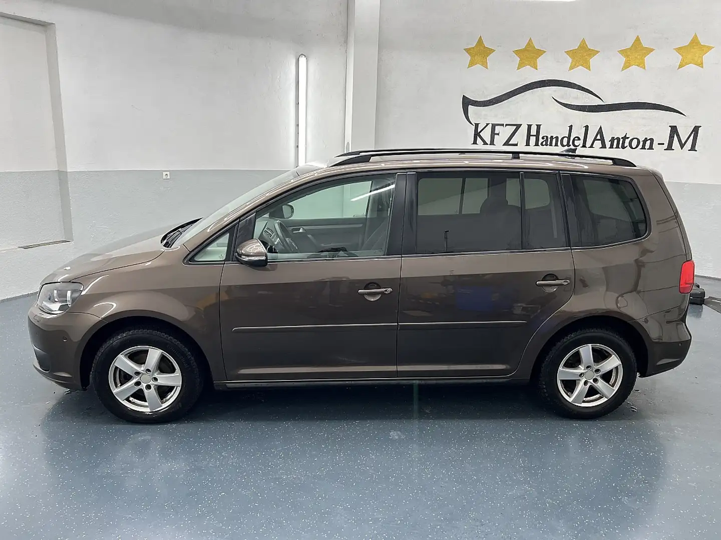 Volkswagen Touran 4Friends 1,6 BMT TDI * HW  * SOFORT FINANZIERUN... Braun - 2