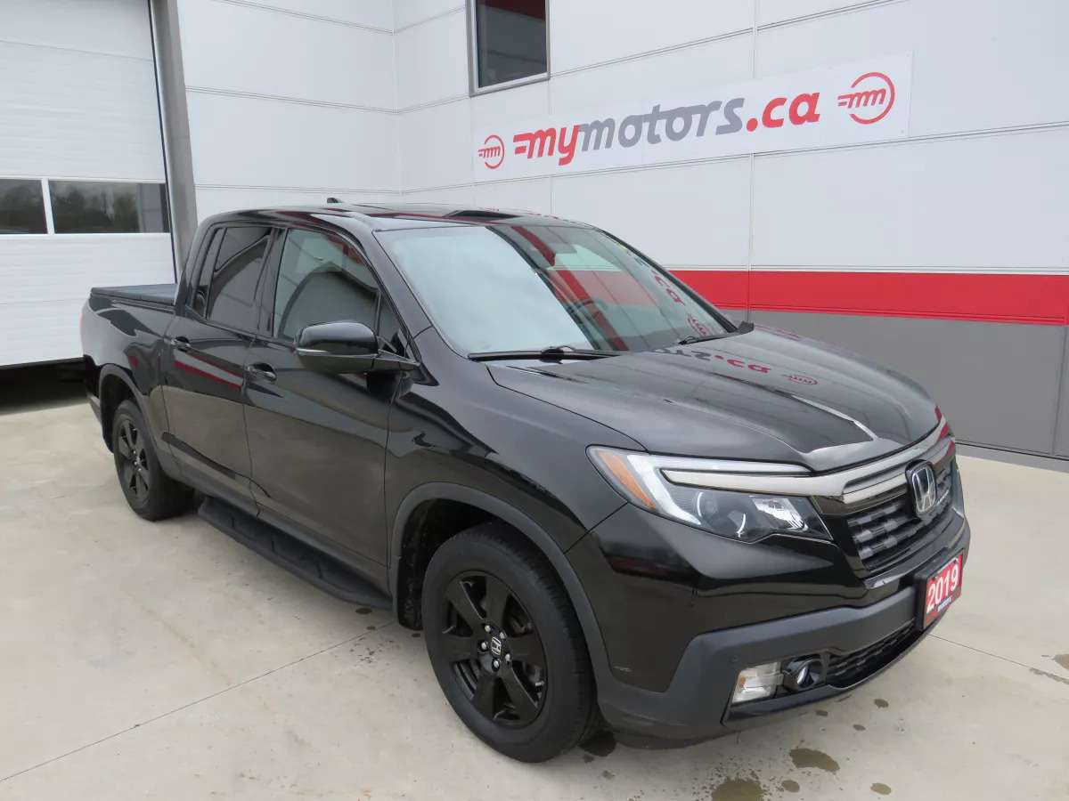 2019 Honda Ridgeline Black Edition | LOW KM | Clean Carfax Report | AWD