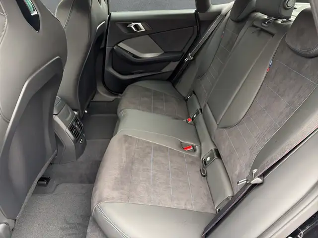 BMW 2 Series view 13