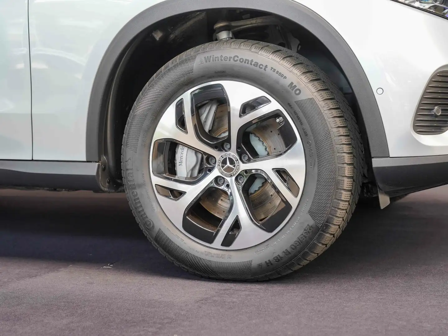 Mercedes-Benz GLC 300 GLC 300 de 4M AVANTGARDE Burmester Sitzklima 360 Silber - 2