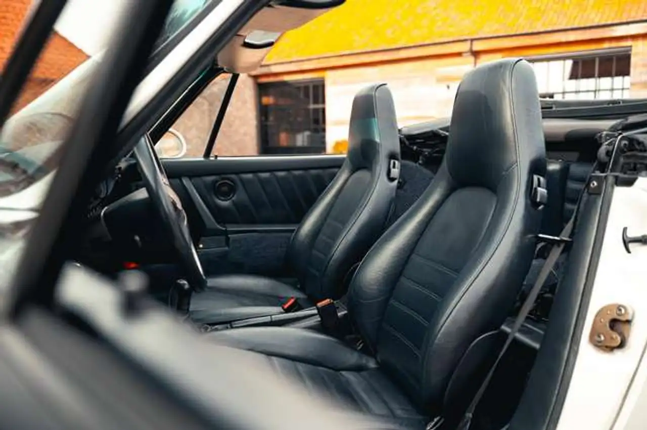 Porsche 964 911 CARRERA 4 *** MANUAL / FULL HISTORY ***, foto 9