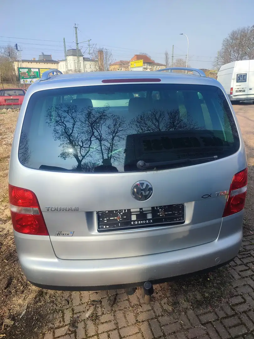 Volkswagen Touran Highline Gri - 2