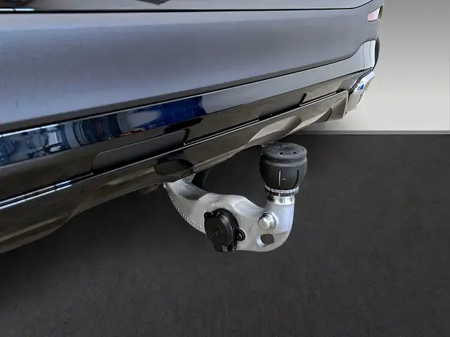 Mercedes-Benz GLC 200 view 11