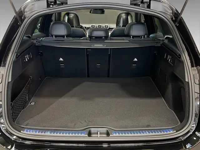Mercedes-Benz GLC 200 view 6
