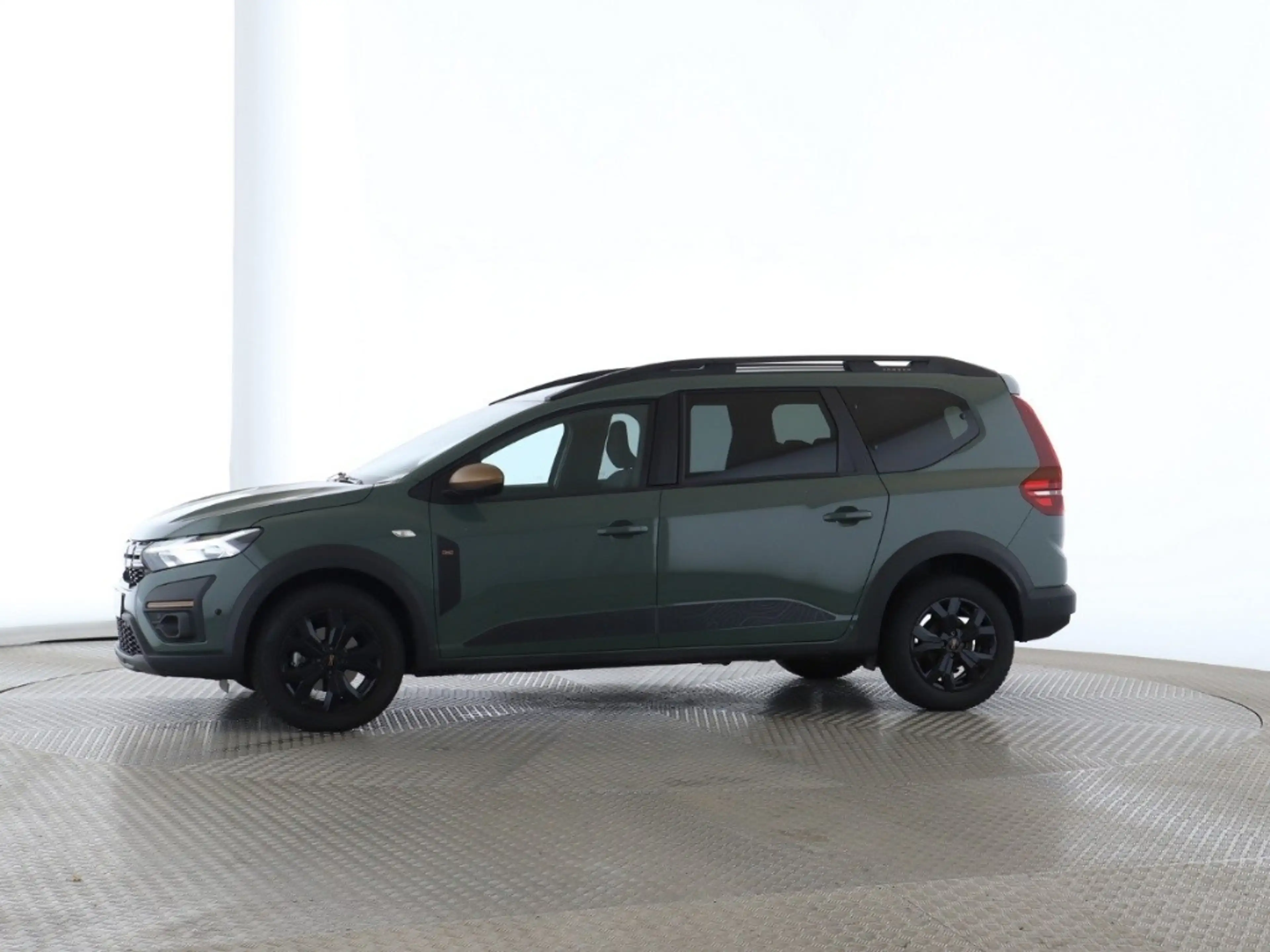 Dacia Jogger Extreme+ 110 RENEW Extreme 7-SITZER+NAVI+LED+SHZ — photo 3