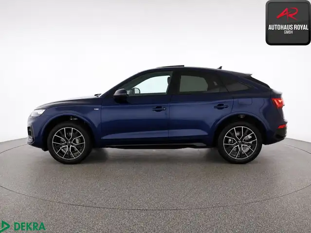 Audi Q5 view 2