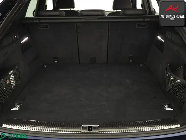 Audi Q5 view 14