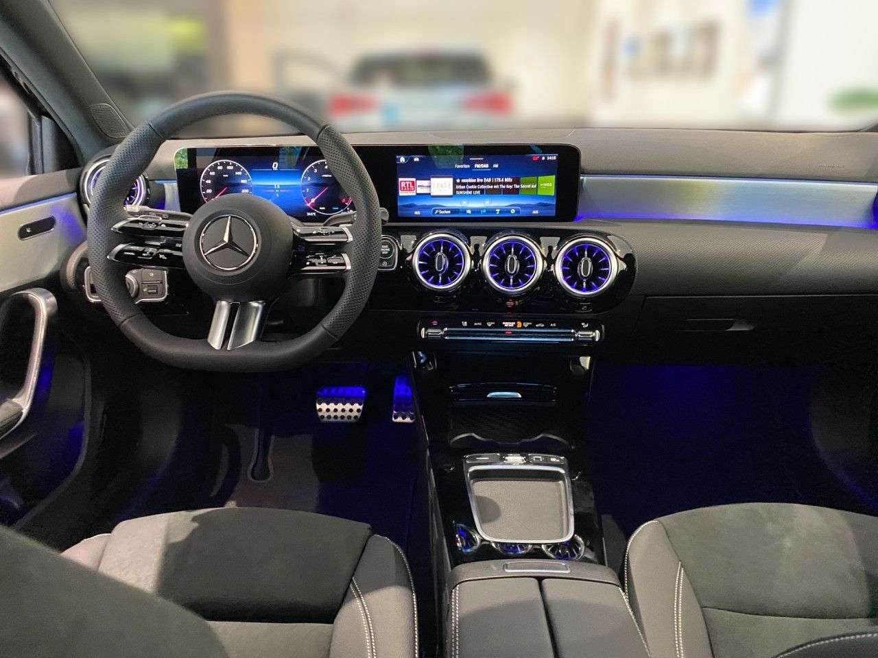 Mercedes-Benz A 180