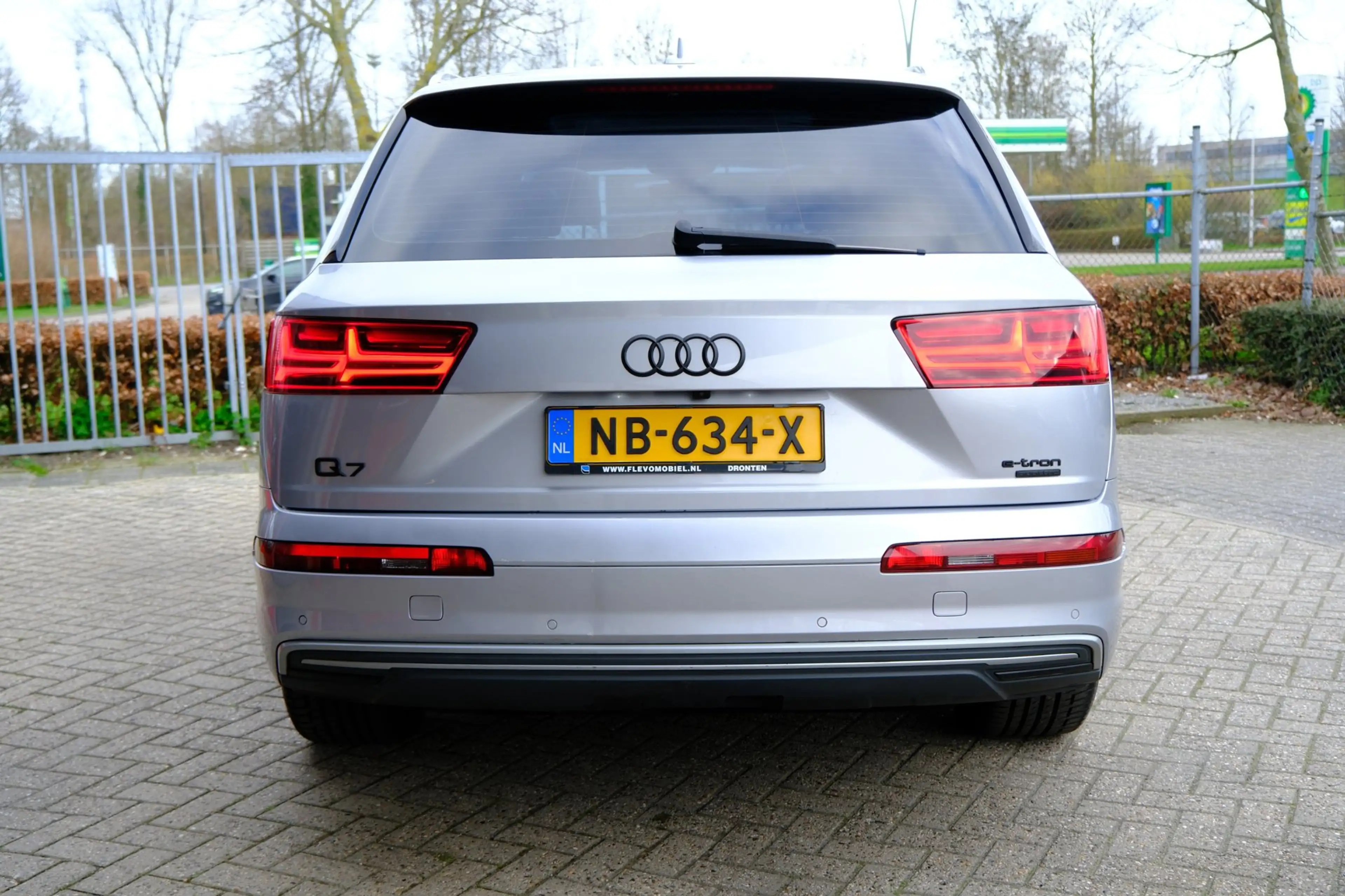 Audi Q7 e-tron 3.0 TDI Quattro S-Line Aut. Pano|Leder|Navi|Cam|Lu — photo 8