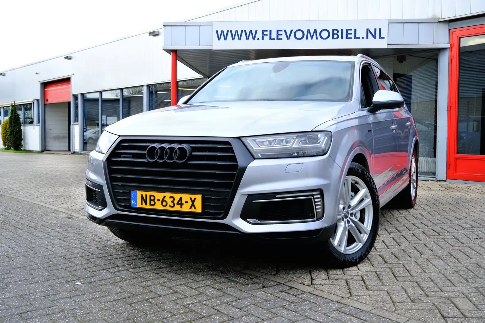 Audi Q7 e-tron 3.0 TDI Quattro S-Line Aut. Pano|Leder|Navi|Cam|Lu Gris - 1