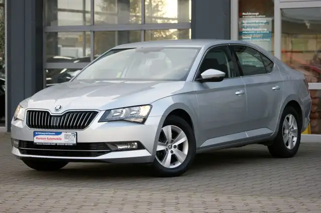 Skoda Superb 1.6 TDI DSG Ambition
