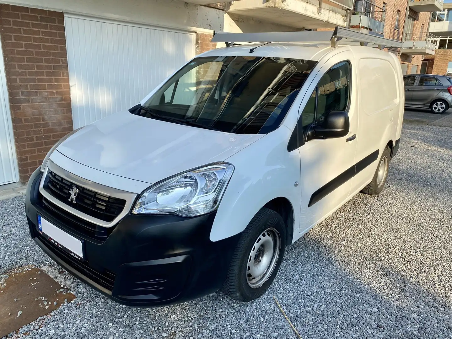 Peugeot Partner L2 Long châssis 2017 Euro 6b 73 KW/100 CH Blanc - 1
