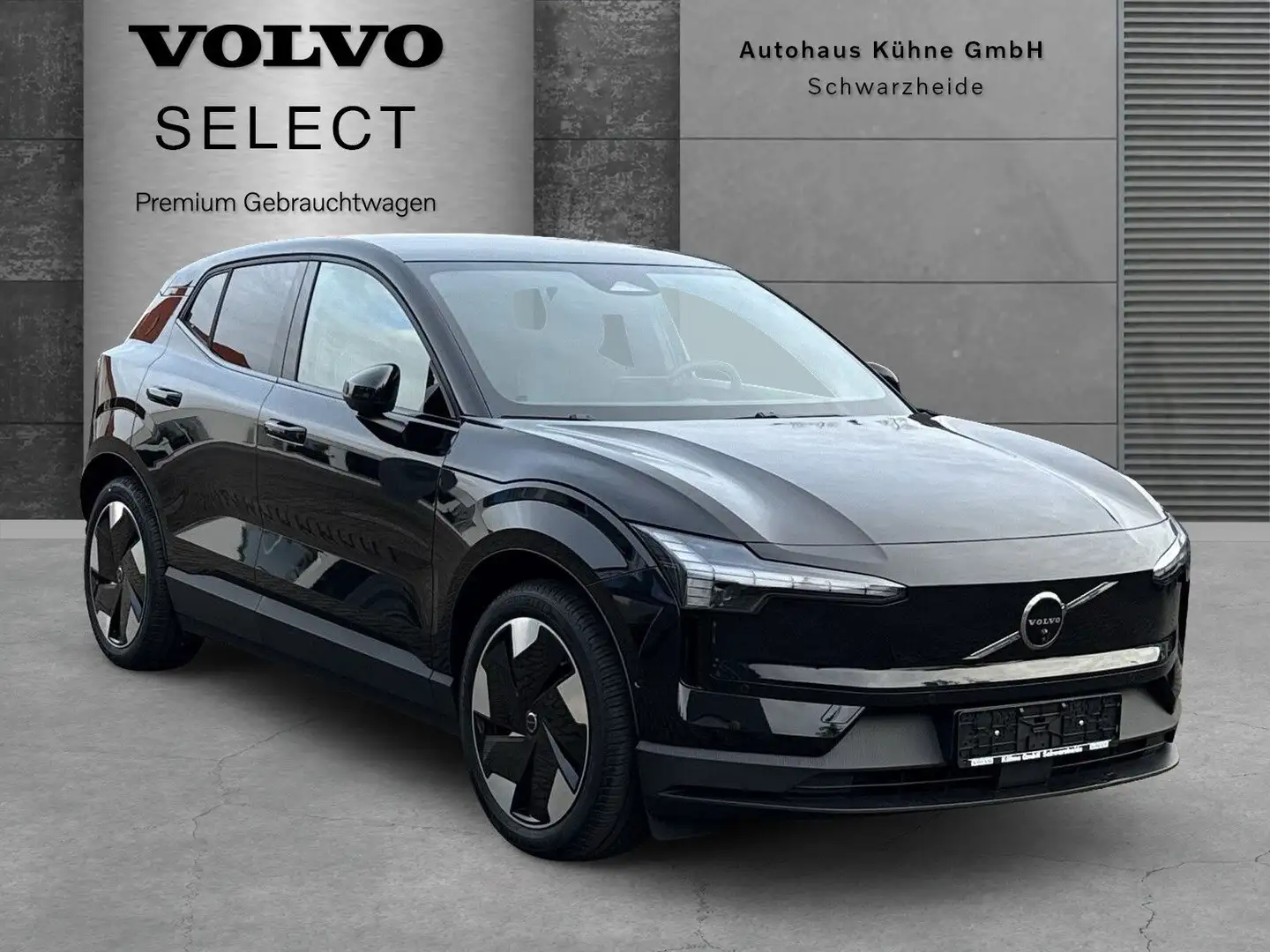 Volvo EX30 Ultra AWD Performance Pure Electric Schwarz - 1