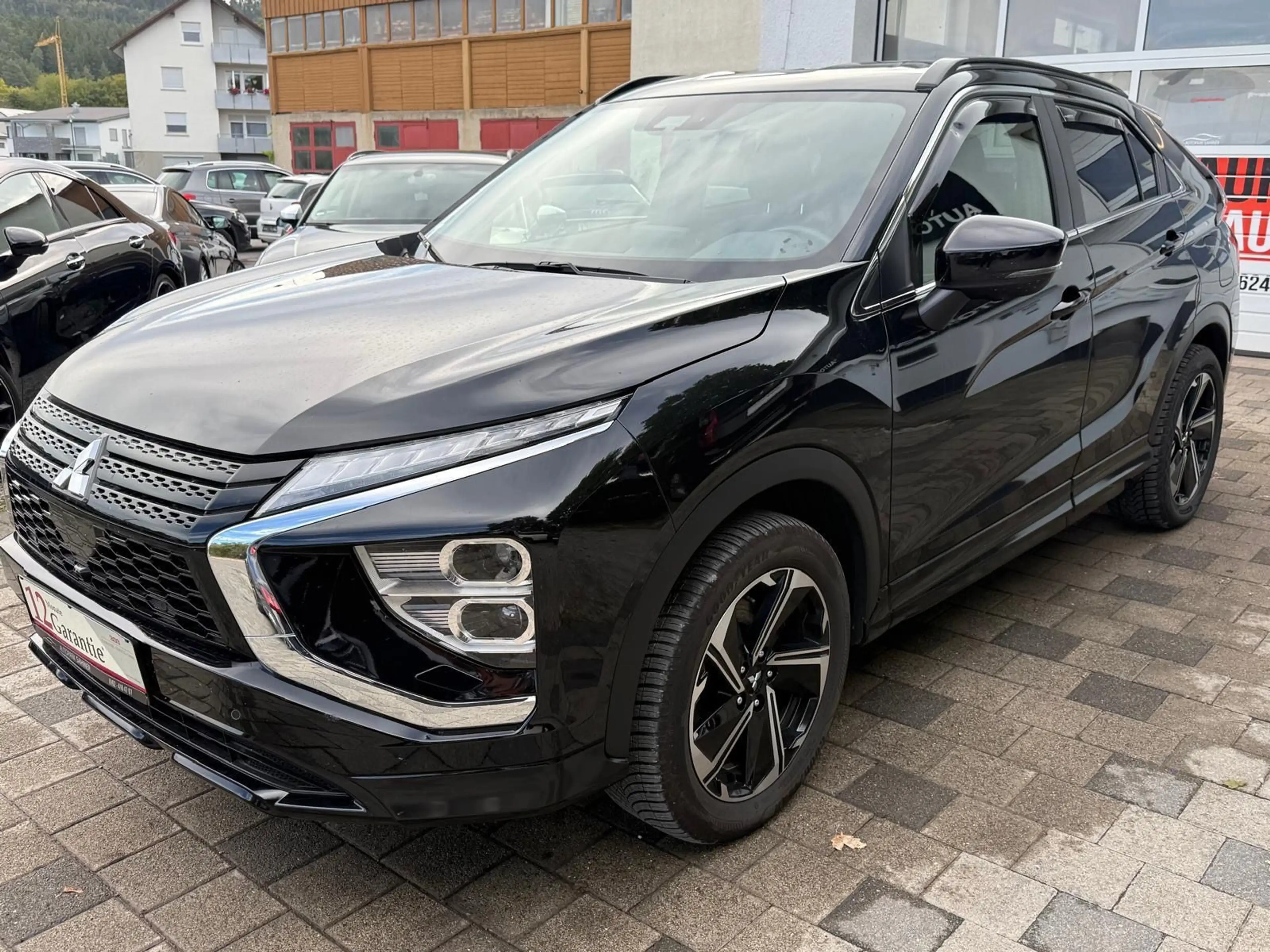 Mitsubishi Eclipse Cross Plus Select Black Hybrid 4WD — photo 8