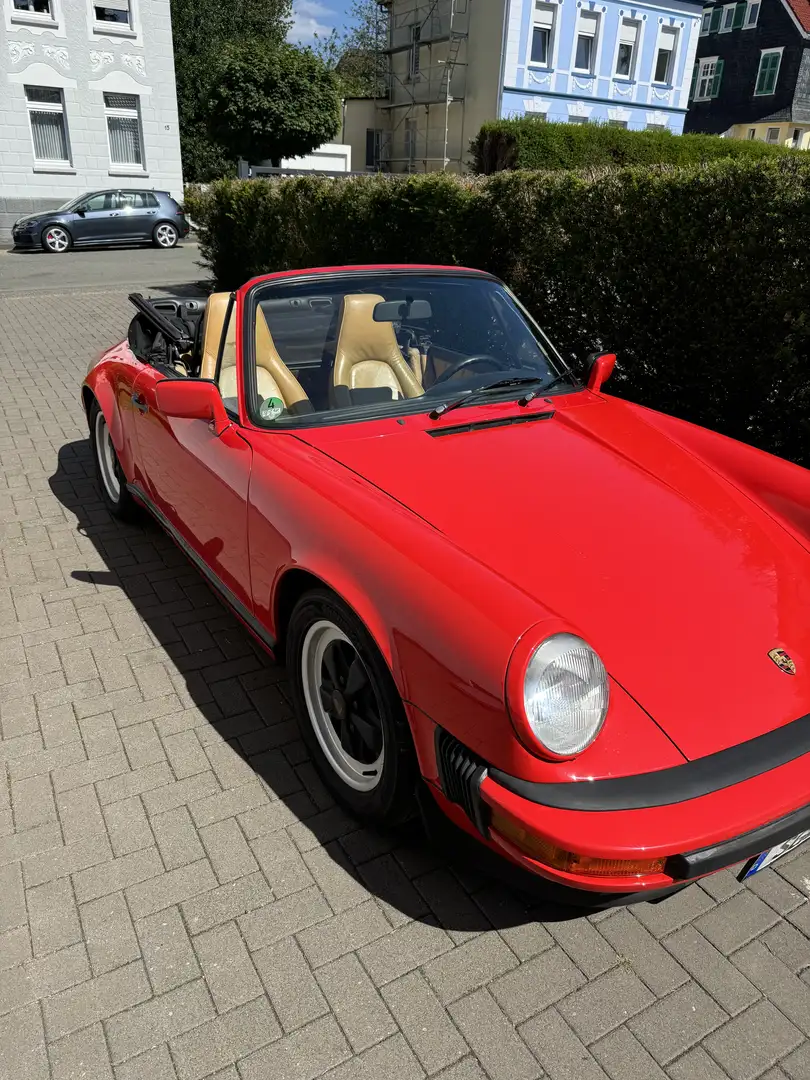 Porsche 911 Carrera Cabriolet - 2