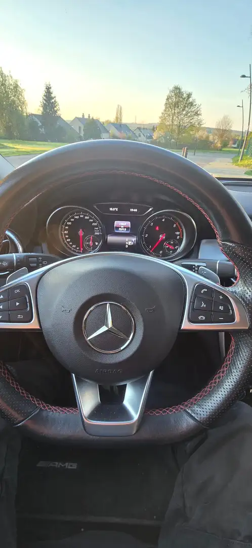 Mercedes-Benz CLA 200 CLA Shooting Brake 200 d 4Matic 7G-DCT AMG Line Gri - 2