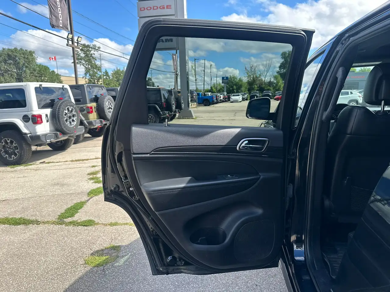Jeep Grand Cherokee снимка Jeep Grand Cherokee