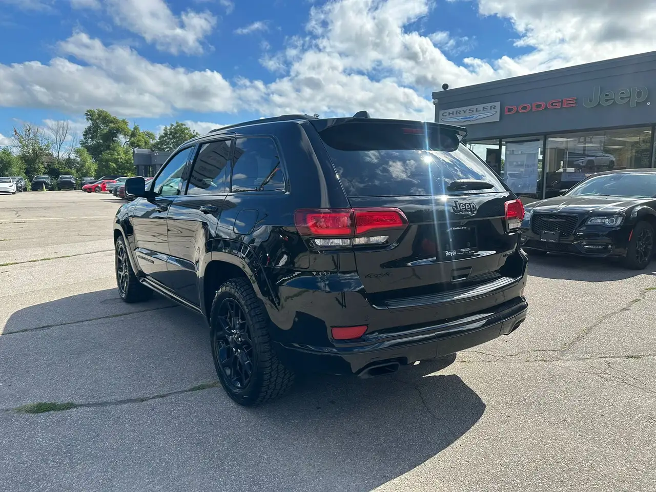 Jeep Grand Cherokee снимка Jeep Grand Cherokee