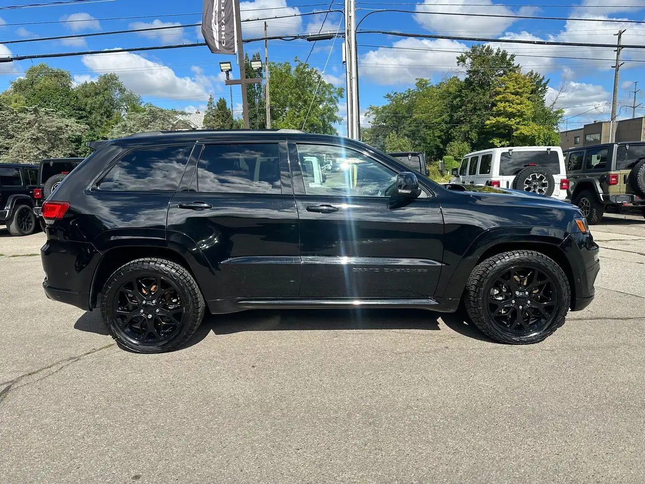Jeep Grand Cherokee снимка Jeep Grand Cherokee