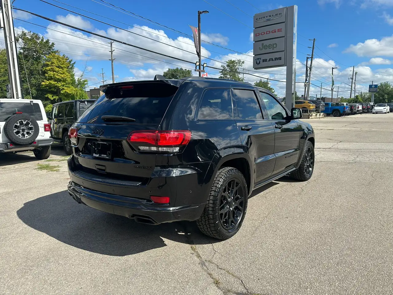 Jeep Grand Cherokee снимка Jeep Grand Cherokee