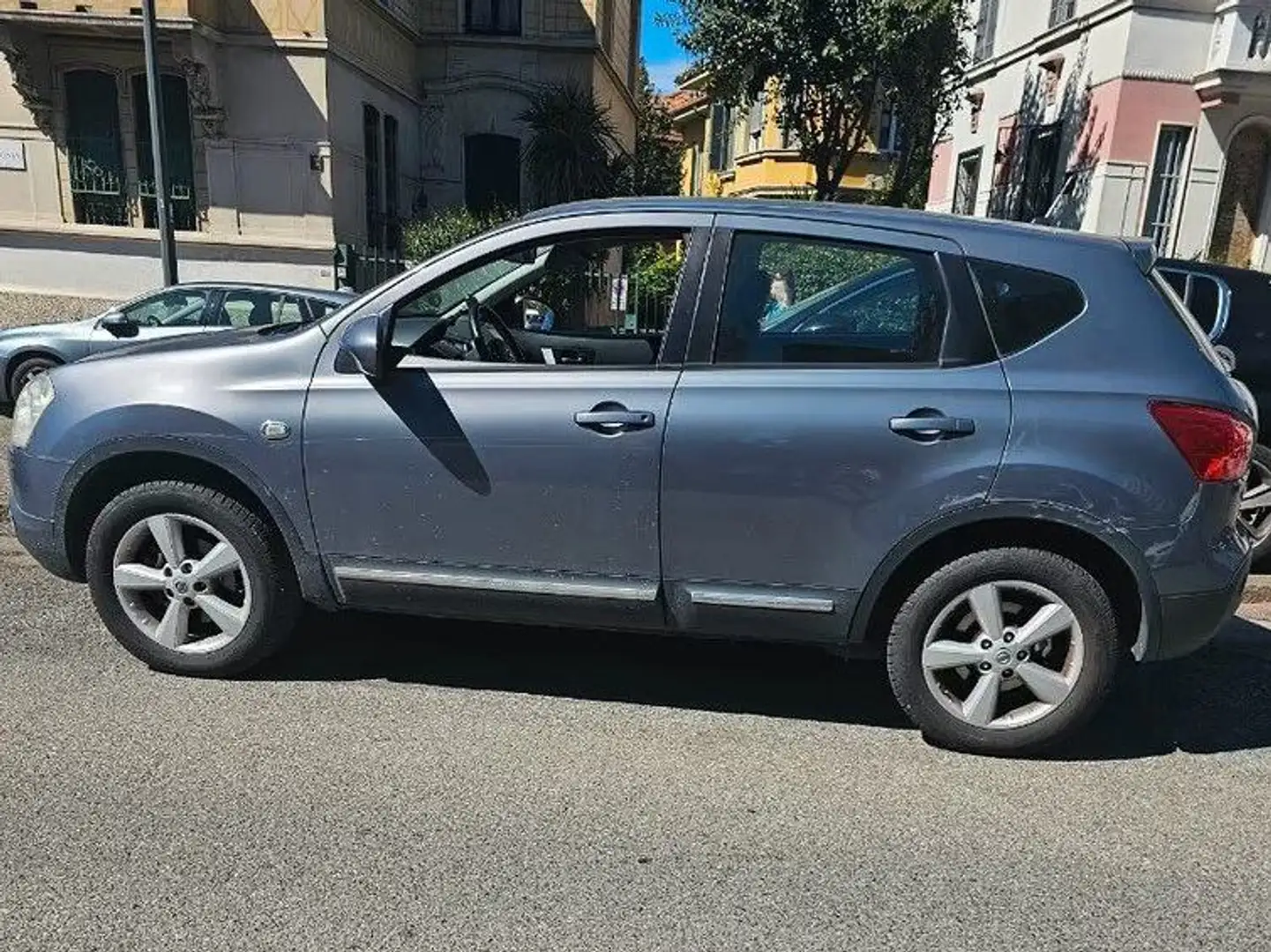 Nissan Qashqai Qashqai I 2009 1.6 16v Visia Gris - 2
