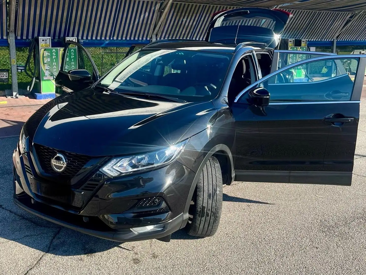 Nissan Qashqai Qashqai 1.7 dci N-Tec 4wd 150cv cvt Nero - 1