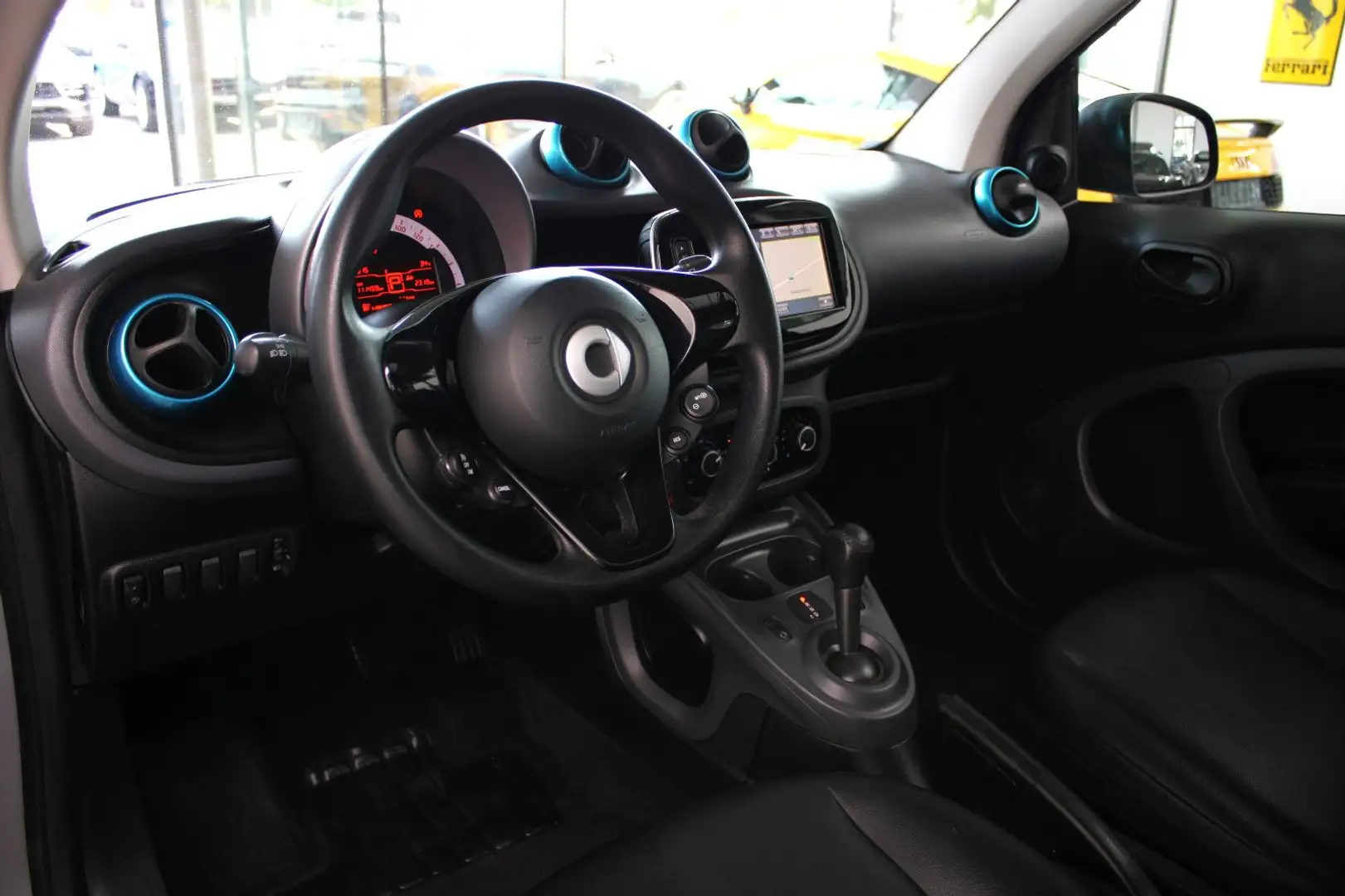 smart forTwo FORTWO COUPE AUTOMATIK *KLEINER FLITZER* EXTRA`S Blauw - 2