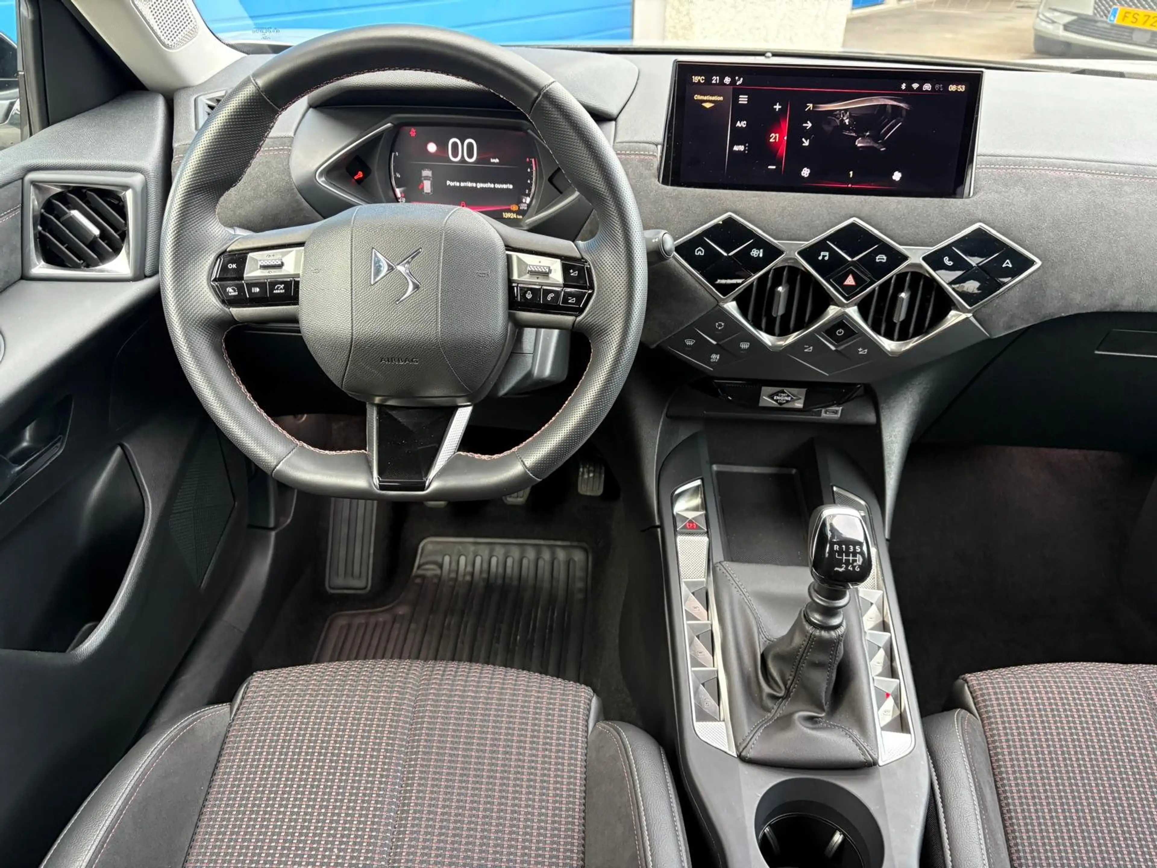DS Automobiles DS 3 1.2 PURETECH 100CH PERFORMANCE LINE — photo 4