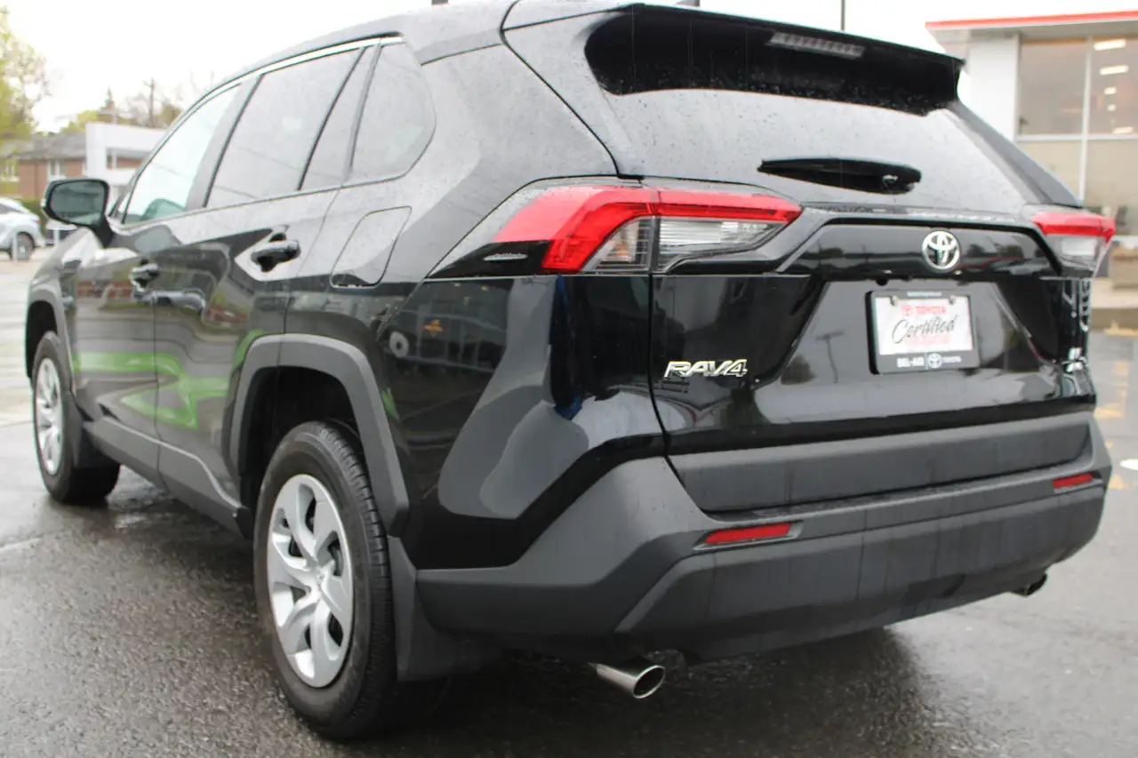 Toyota RAV 4 снимка Toyota RAV 4
