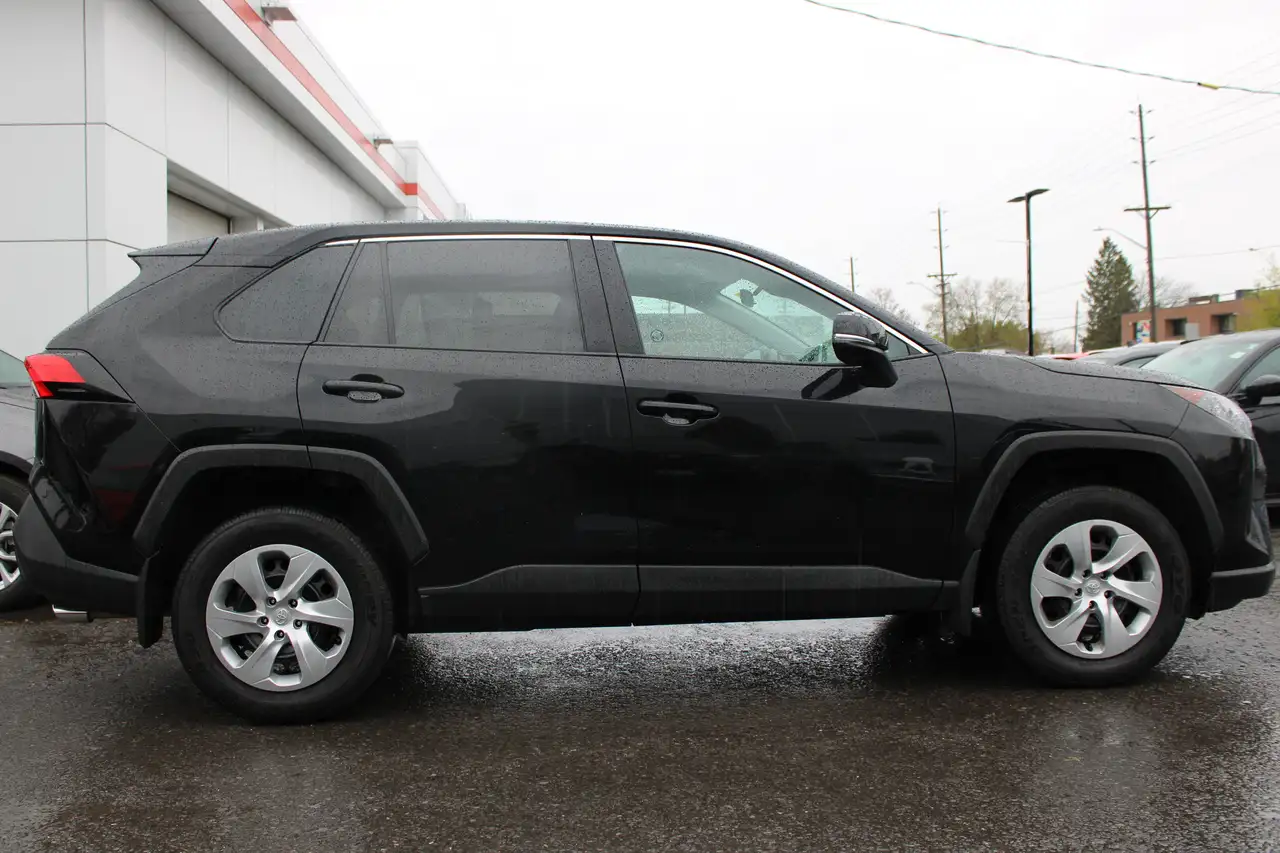 Toyota RAV 4 снимка Toyota RAV 4