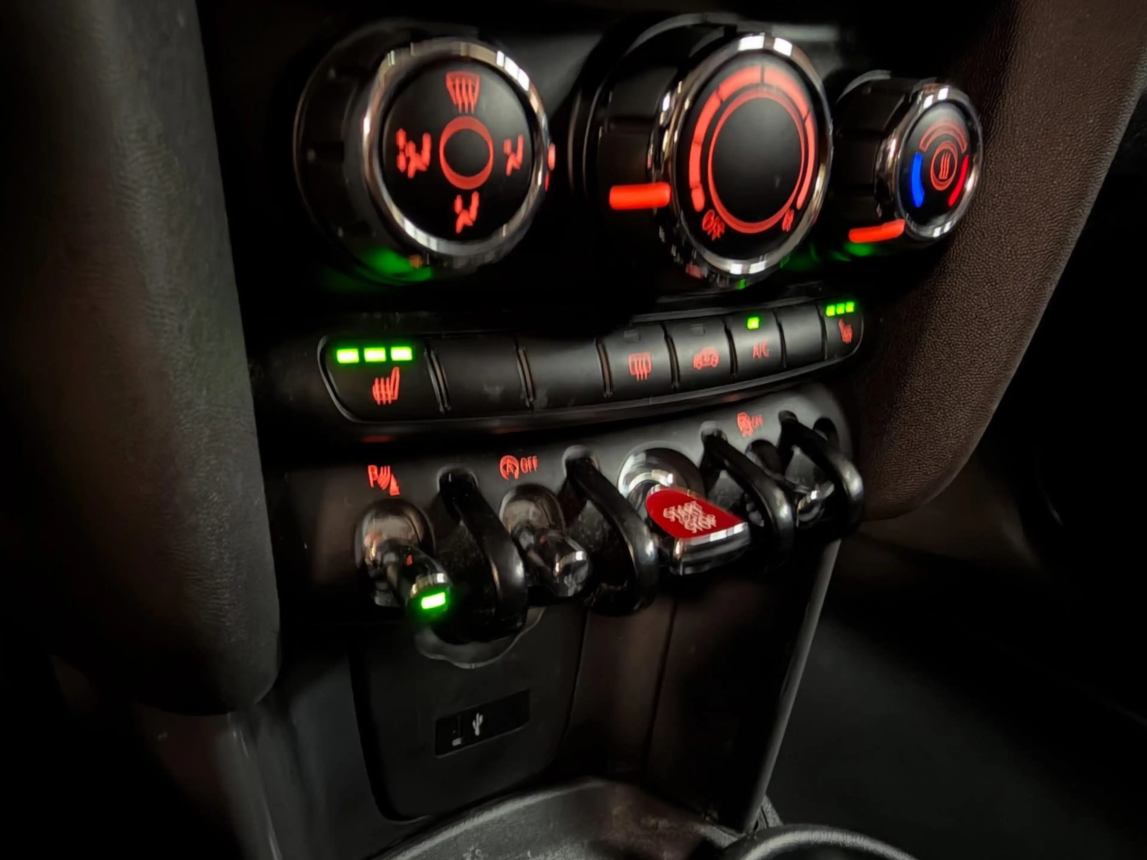 MINI Cooper Mini 1.5A Automaat Facelift | CarPlay | Navi — photo 11
