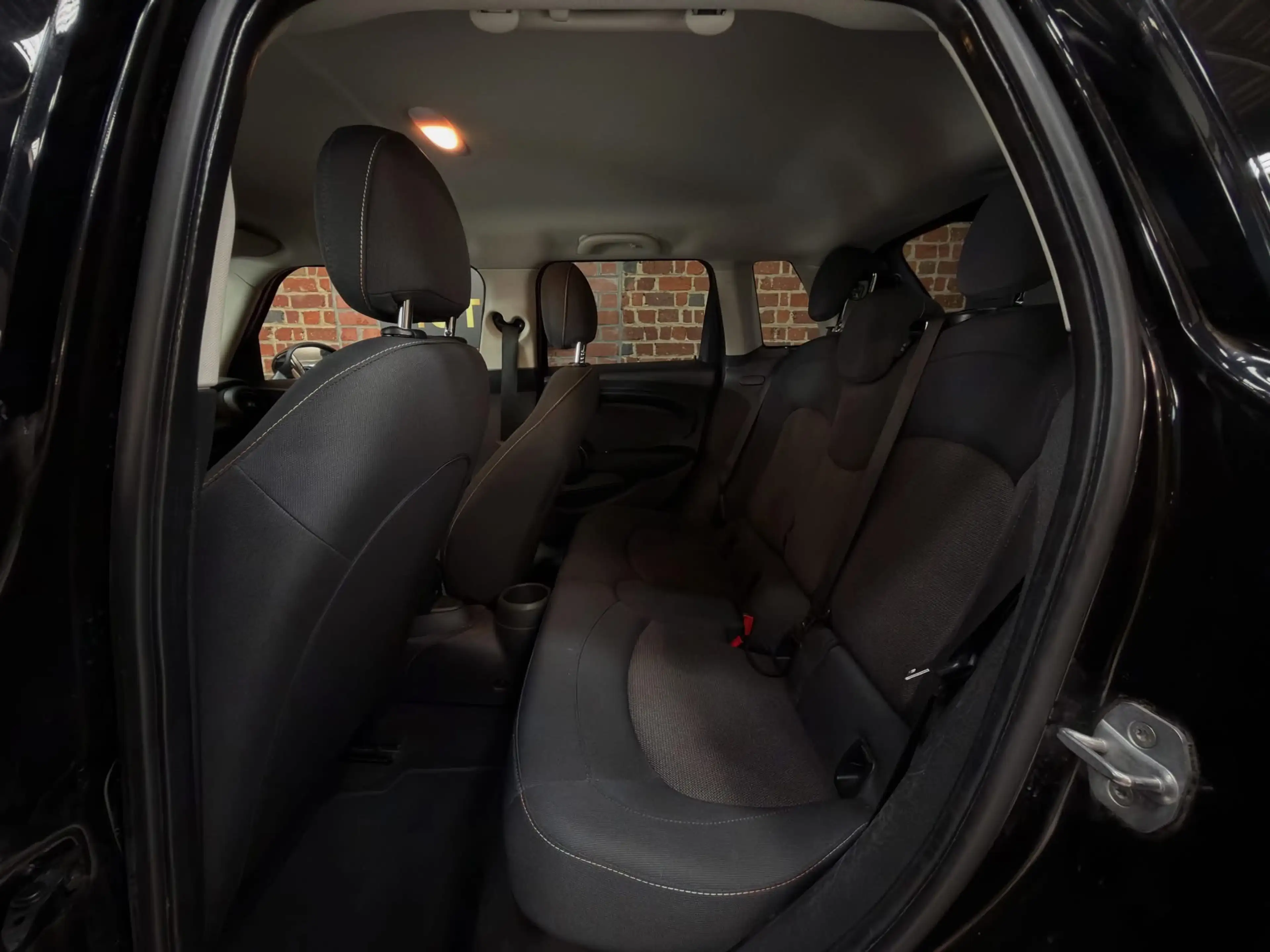 MINI Cooper Mini 1.5A Automaat Facelift | CarPlay | Navi — photo 5
