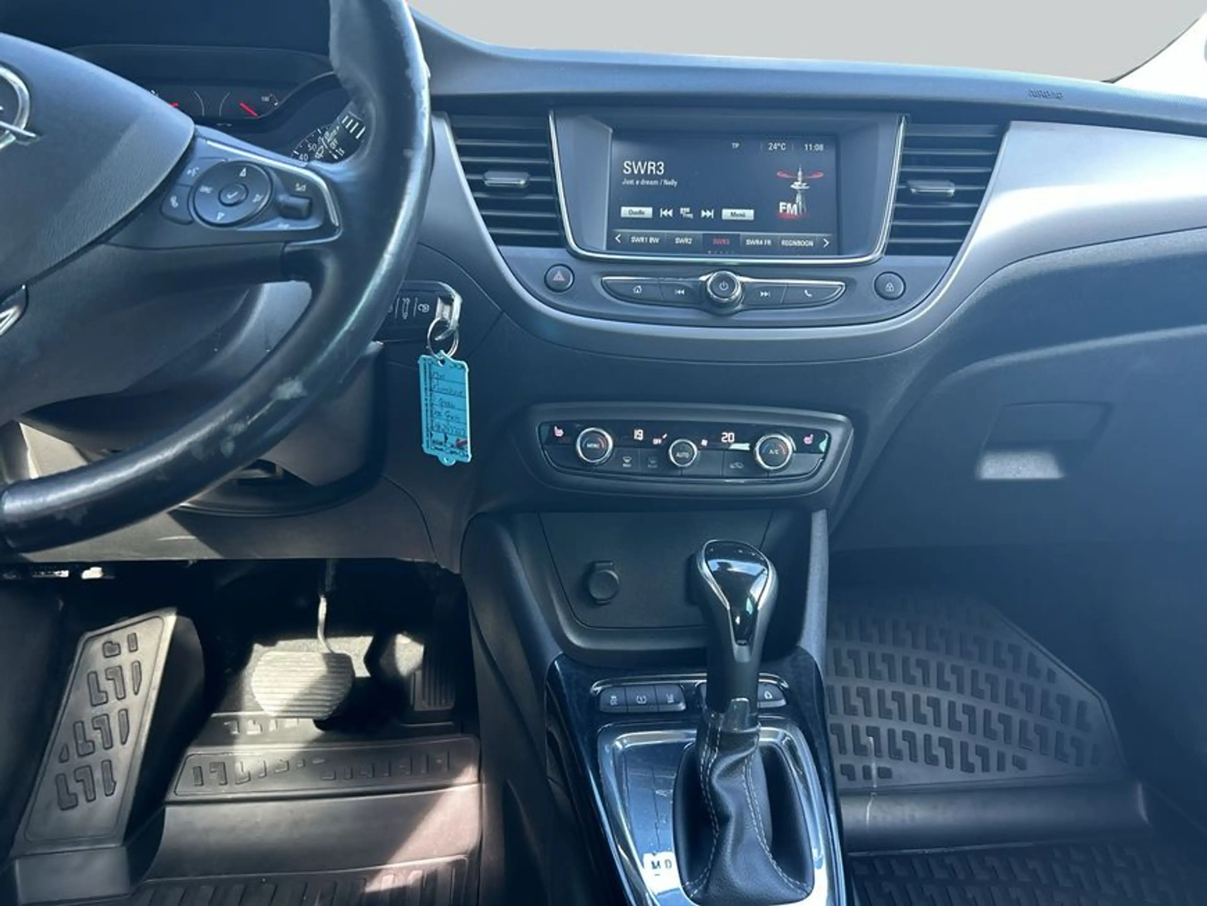 Opel Crossland X 1.2 Start/Stop Automatik Edition — photo 14