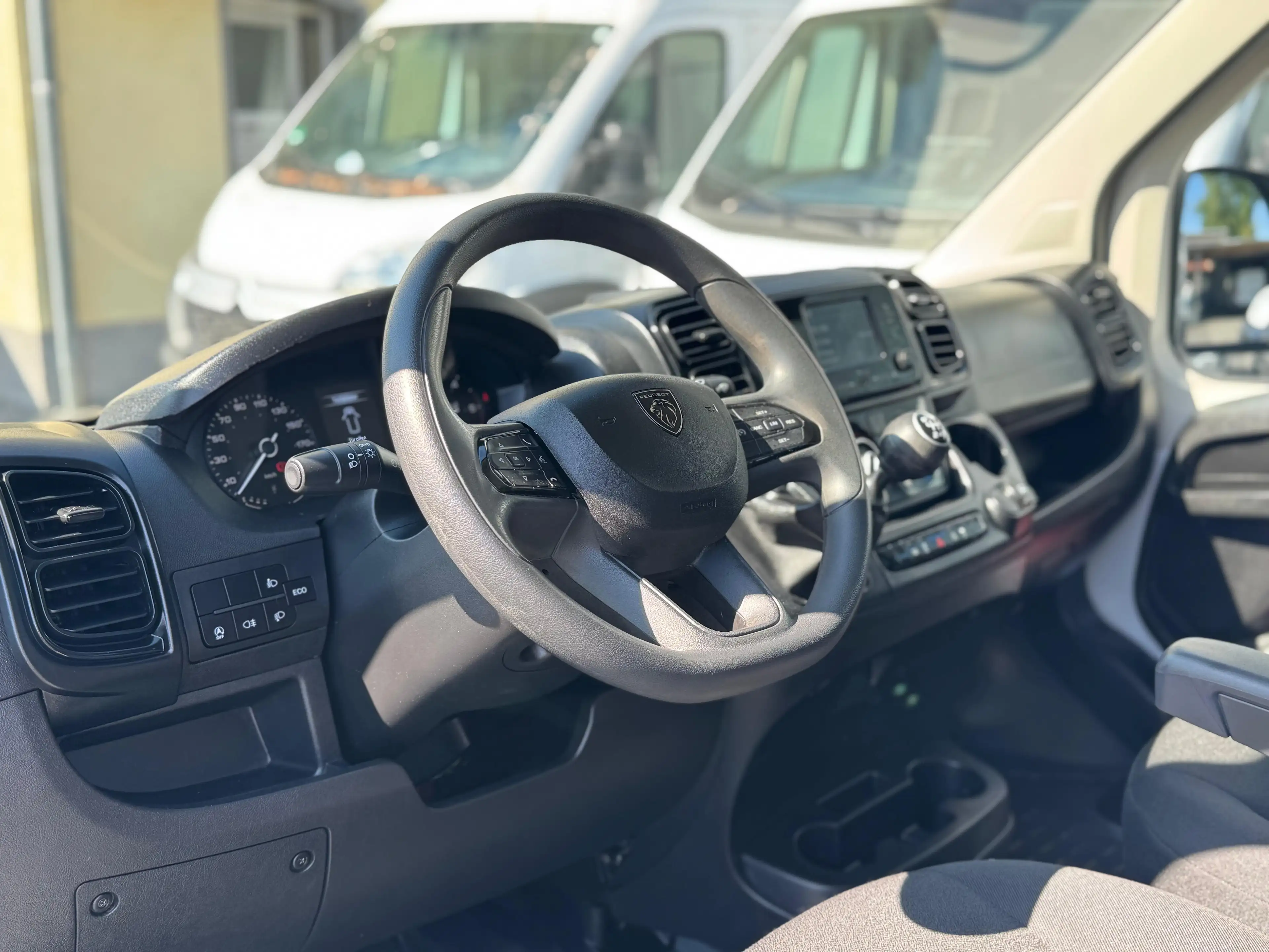 Peugeot Boxer Pritsche 35 L2 140 *Klima*Kamera*Temp.*AHK — photo 11