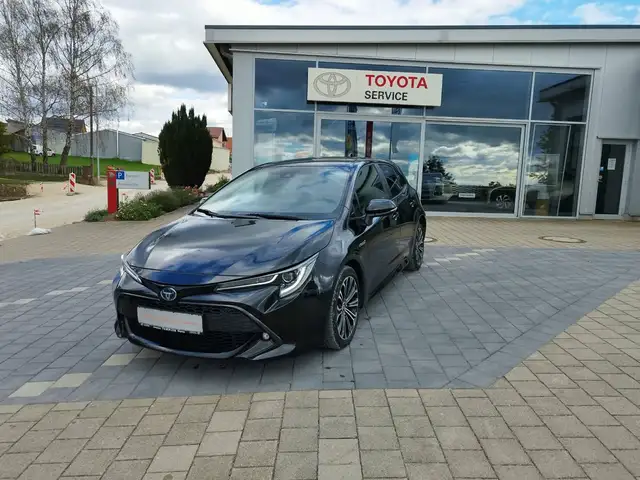 Toyota Corolla 2.0 Hybrid TeamD LED, SHZ, PDC