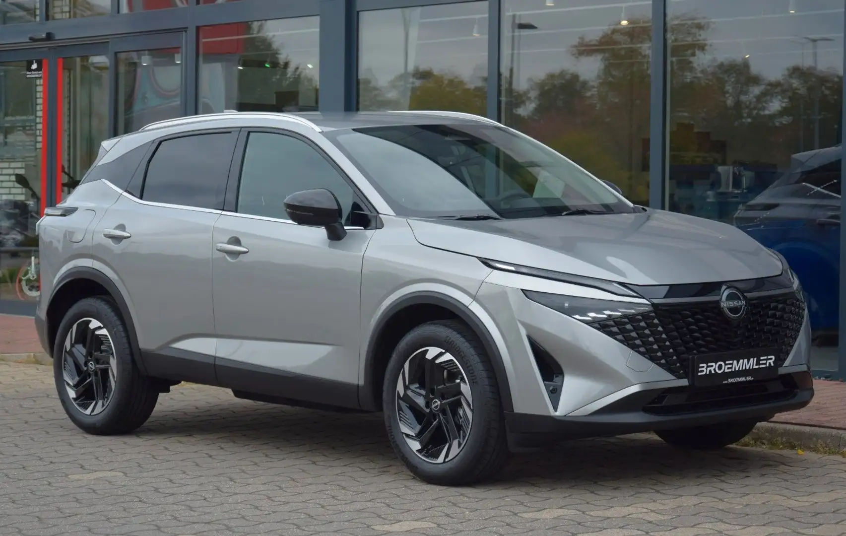 Nissan Qashqai MY25 N-Connecta X-Tronic Silber - 1