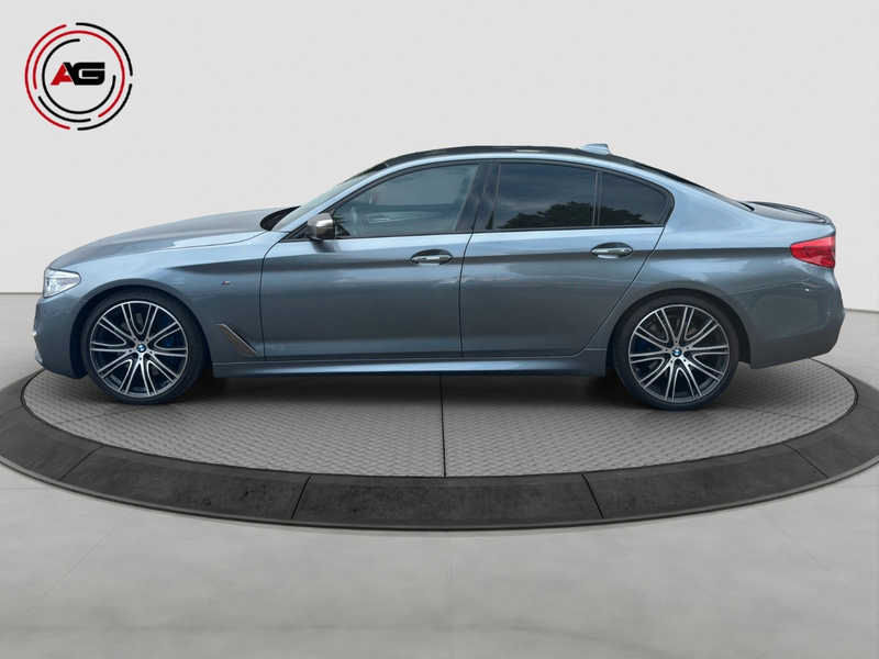BMW 550 i xDrive DIGITACHO HUD 360° H&K 20" STANDH — photo 8