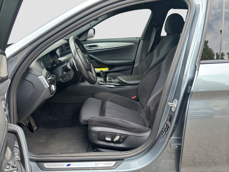 BMW 550 i xDrive DIGITACHO HUD 360° H&K 20" STANDH — photo 15