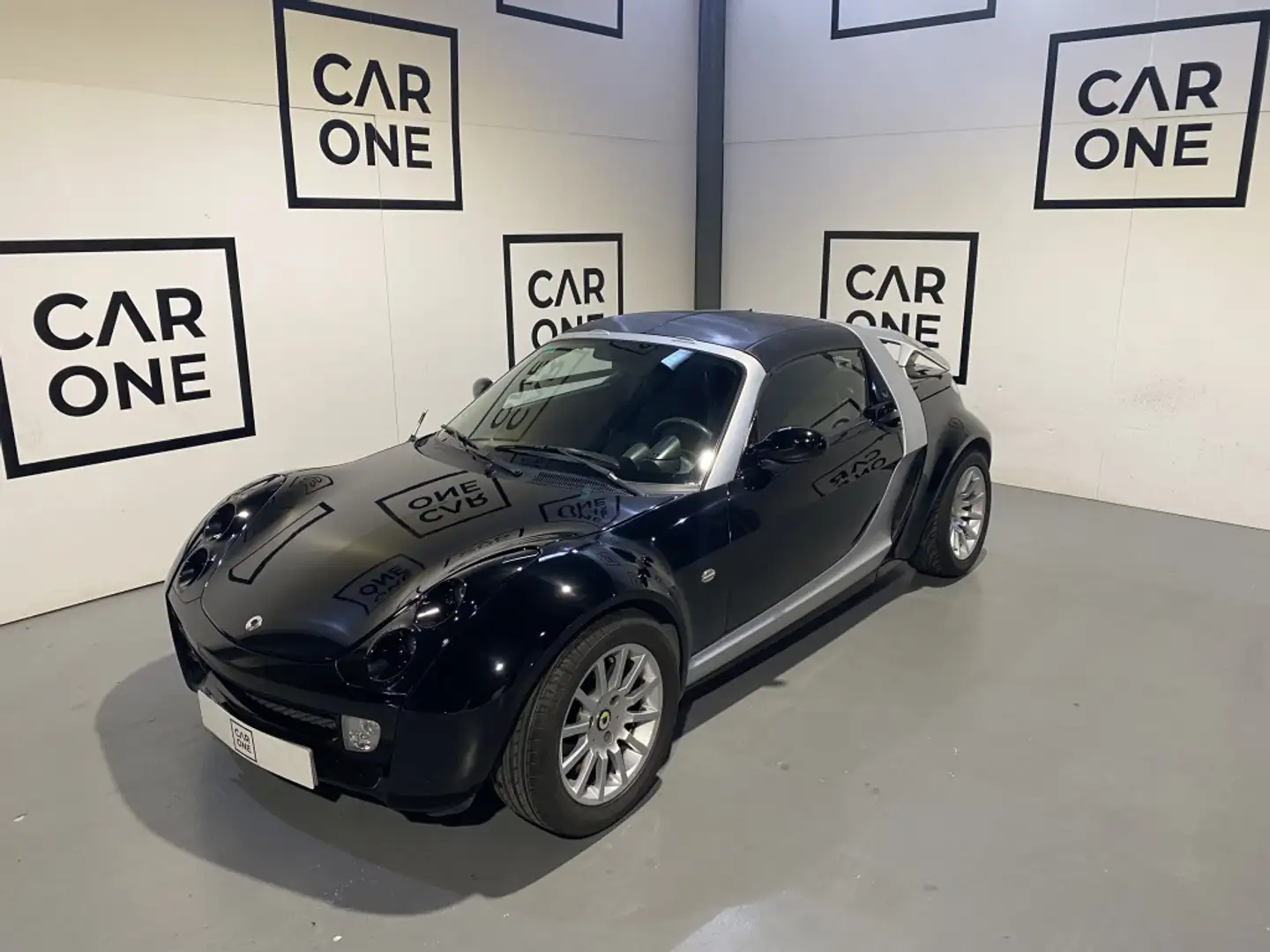 smart city-coupé/city-cabrio Roadster 61 Aut. Schwarz - 1