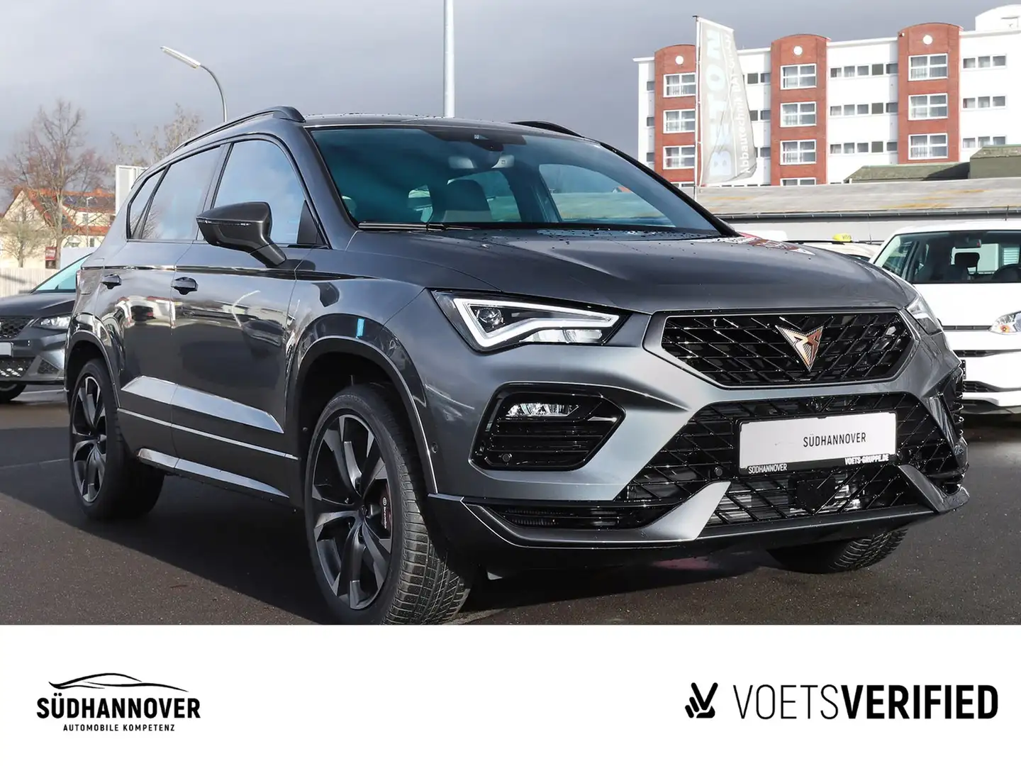 CUPRA Ateca VZ 2.0 TSI DSG 4Drive AHK+ASSISTENZ-PAKET Šedá - 2