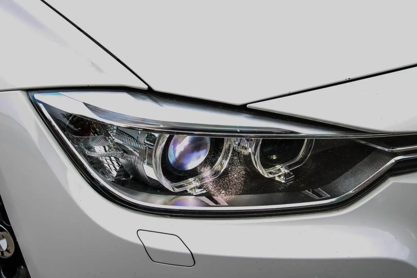 BMW 320 3-serie Touring 320d xDrive M-Pakket PANO CAMERA X White - 2