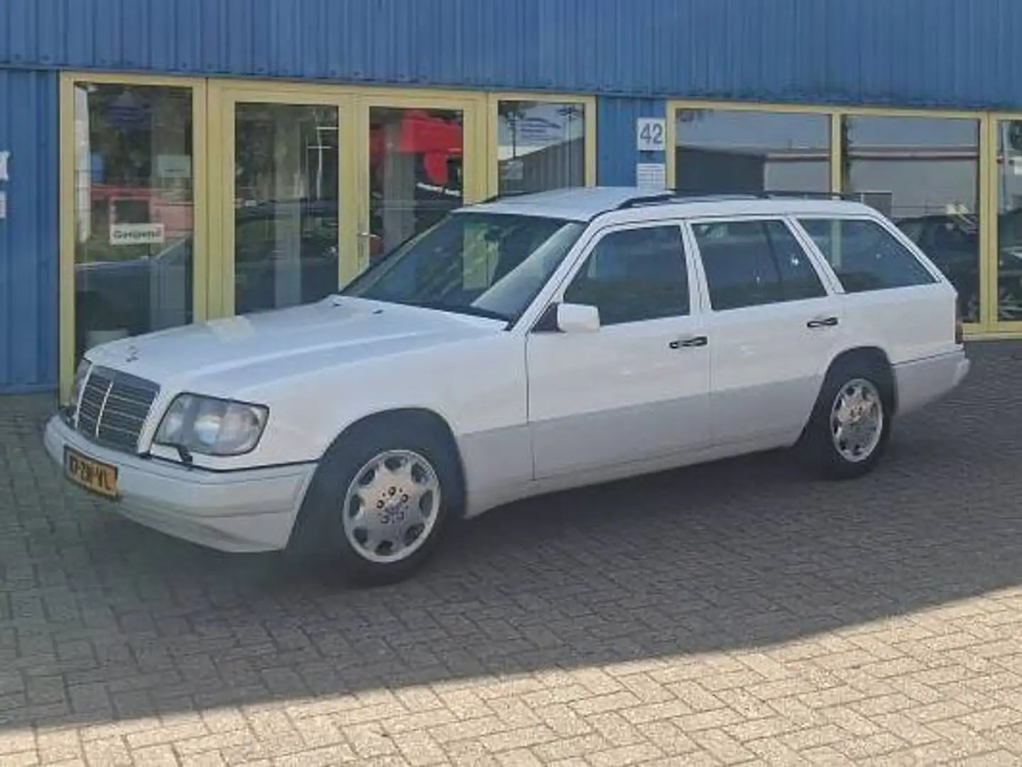 Mercedes-Benz E 280 280 Wit - 1