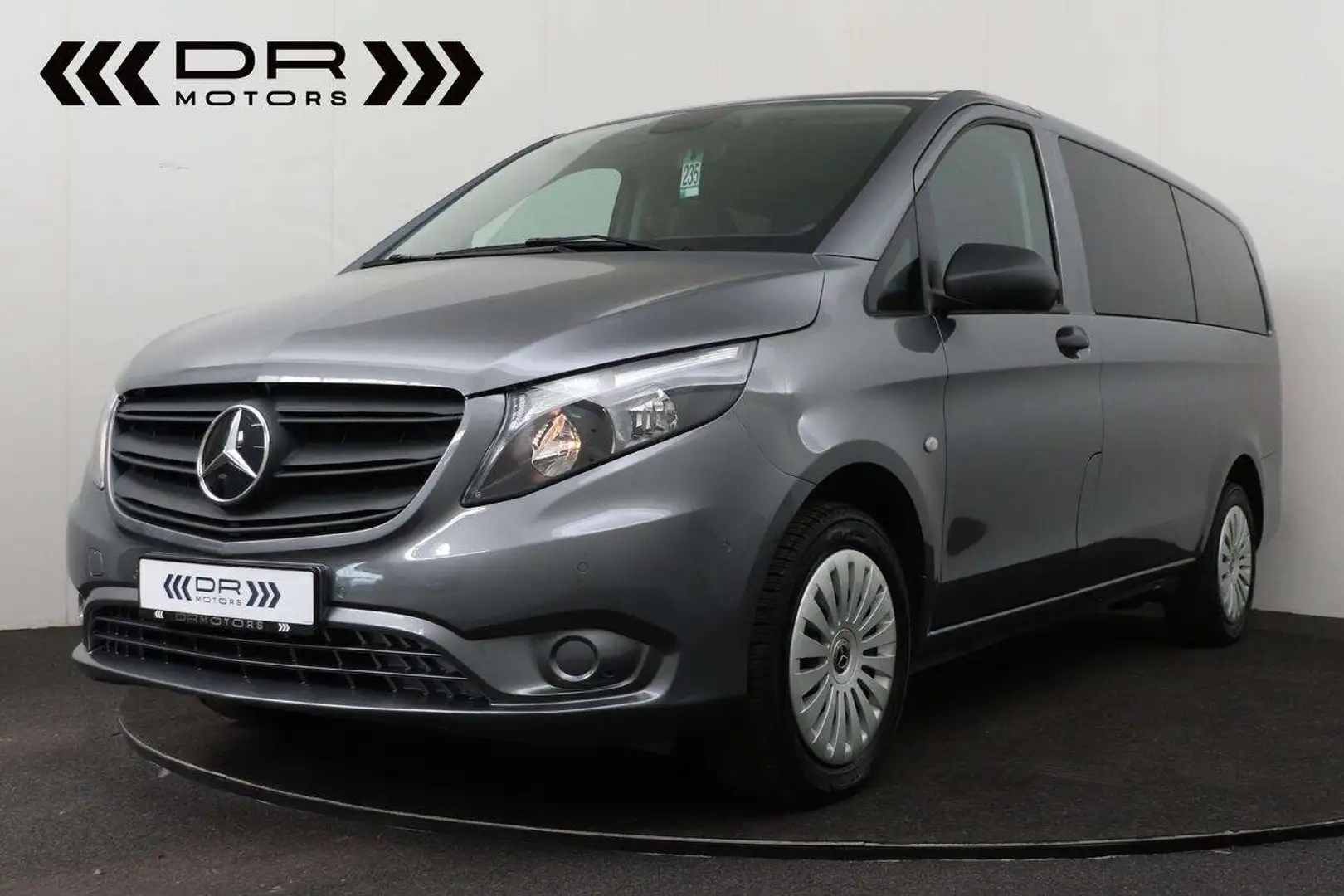 Mercedes-Benz Vito TOURER 114CDI L3 9-GTRONIC - NAVI - LEDER - 9 P... Gris - 1